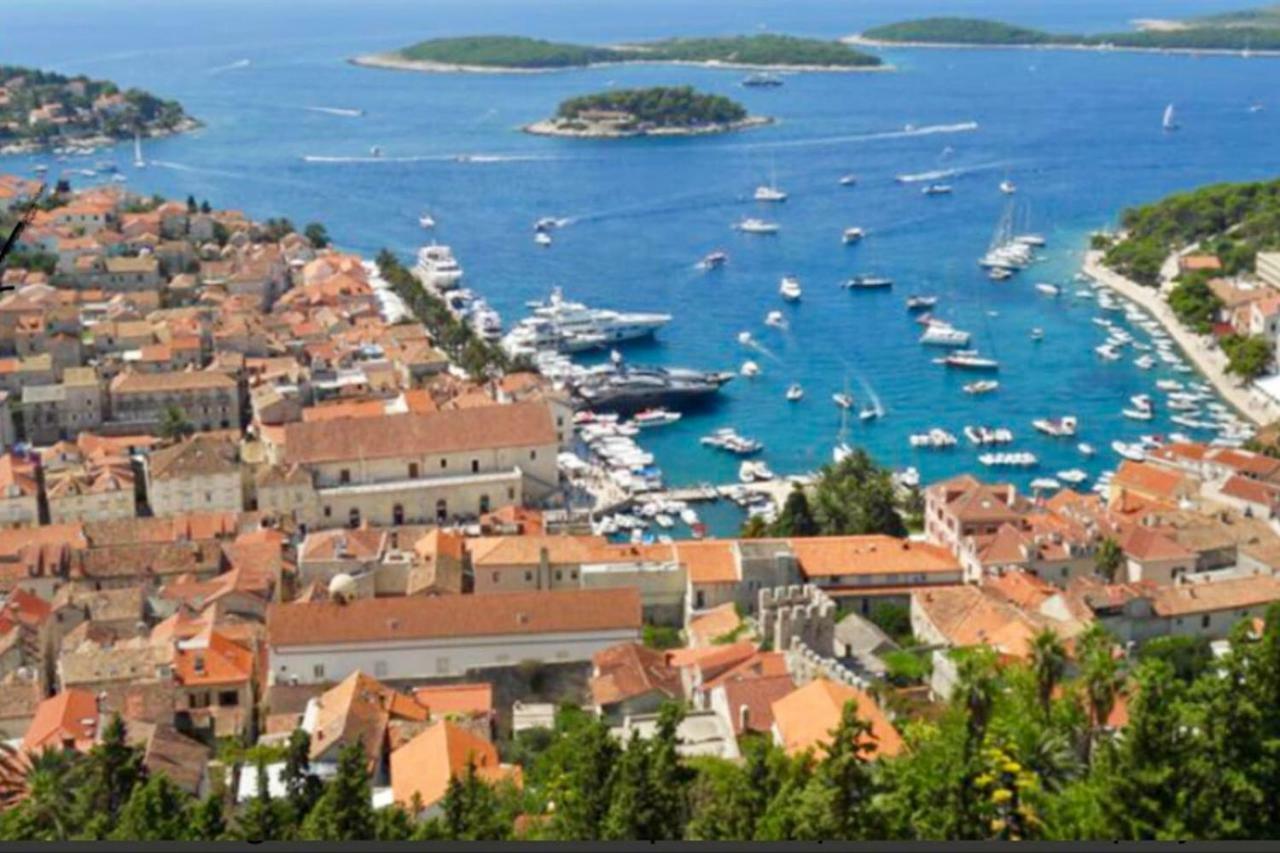 Hvar Old Dalmatian House Junior Suite - Deck 3 Hvar Town Exterior photo